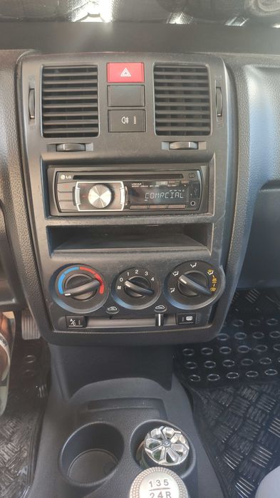 Automóvel HYUNDAI GETZ 2005