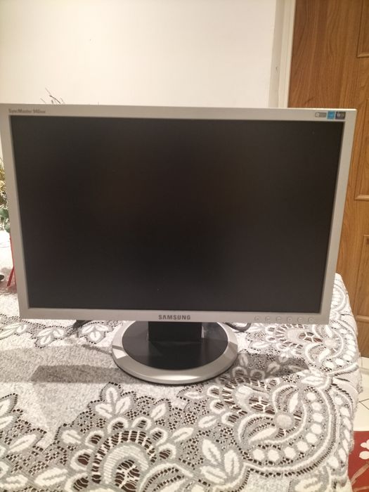 Monitor 19 cali Samsung