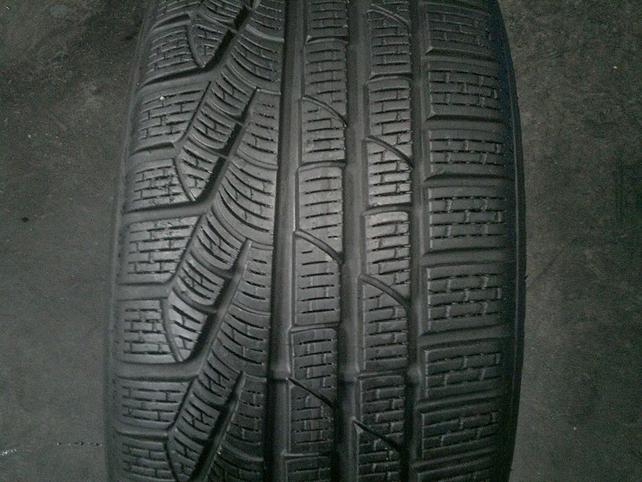 Opona 225/55r17 Pirelli Sottozero Runflat