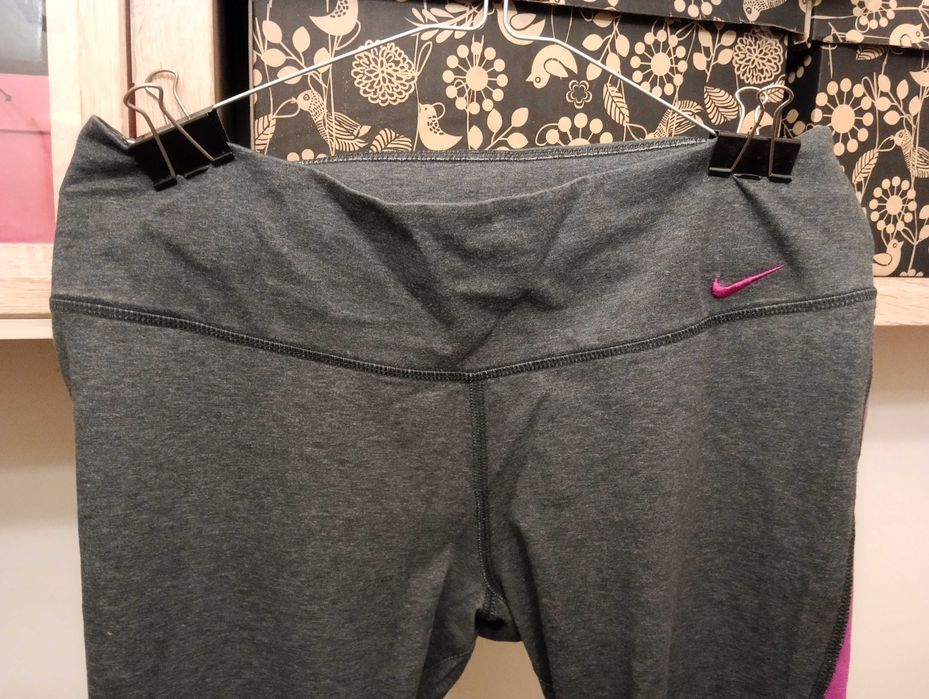 Szare leginsy Nike rozmiar L