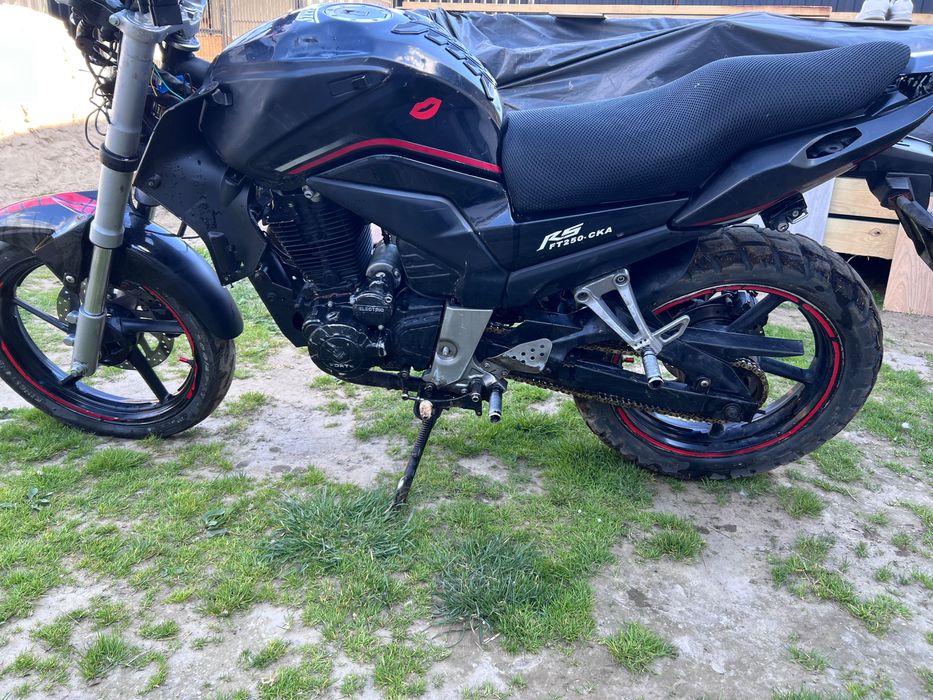 Продам мотоцик форте 250