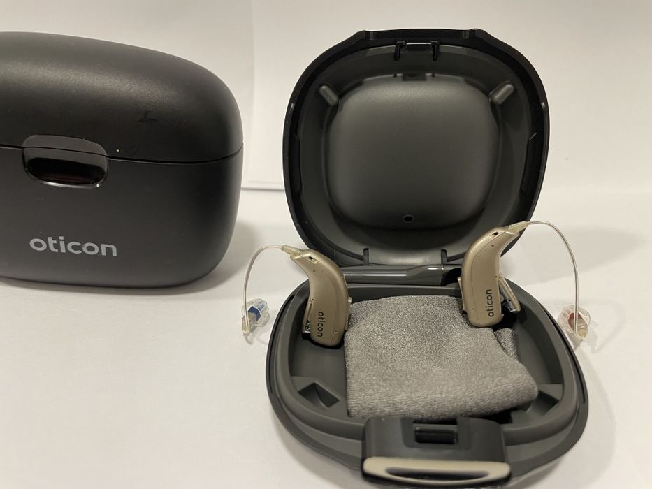 Слухові апарати oticon