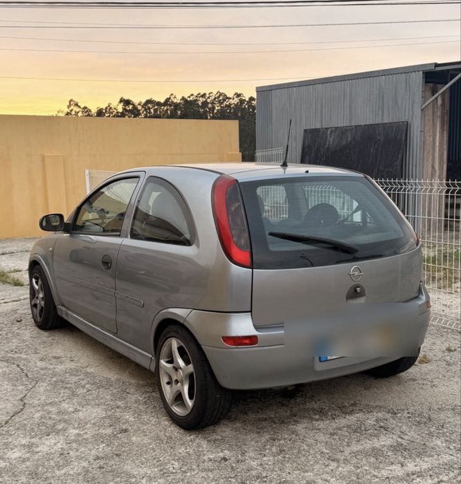 Opel Corsa C 2003 - Econômico e Fiável