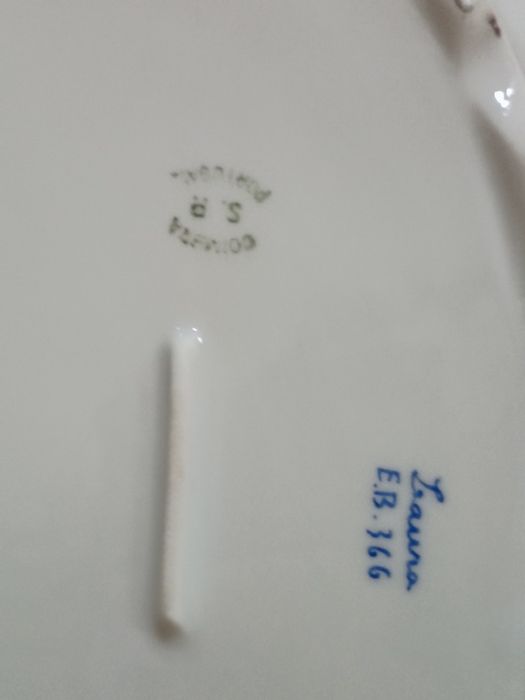 Várias peças Coimbra Porcelana muito antigas e assinadas