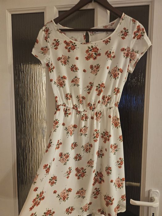 Sukienka Cropp XS
