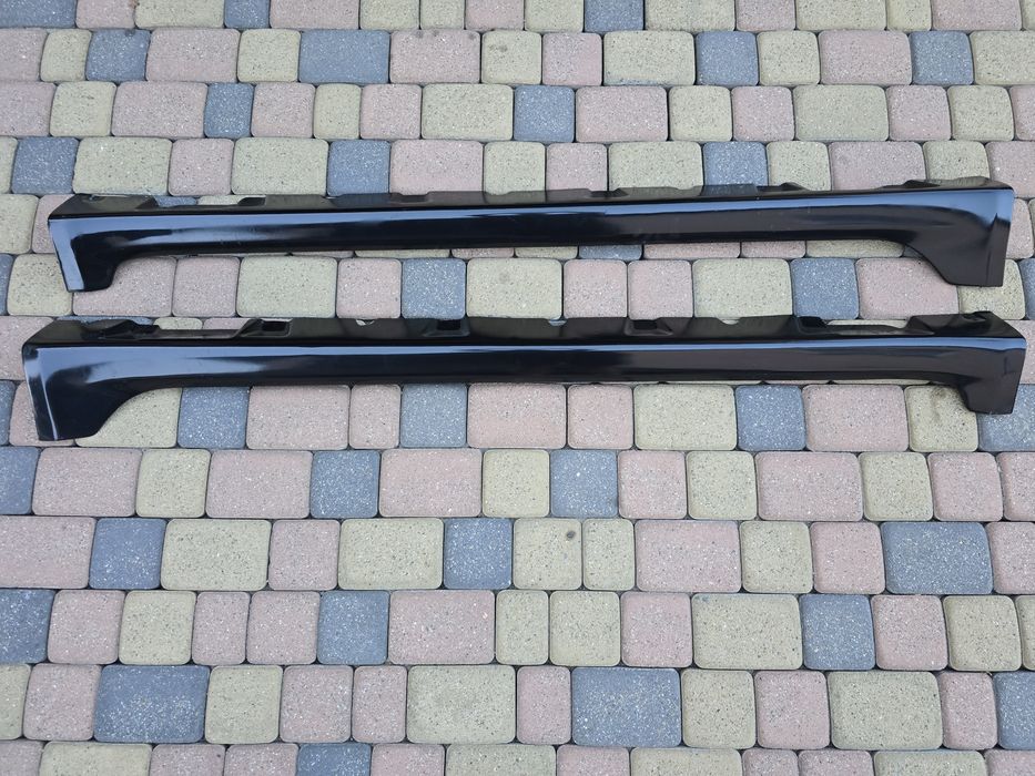 Nakładki na progi Yaris ts 1995-2005 5d
