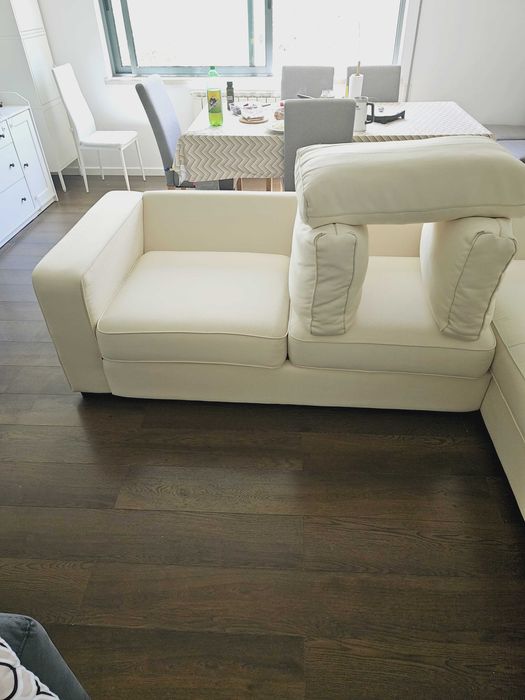 Sofá-cama de 3 lugares com chaise long, semi novo, excelente estado