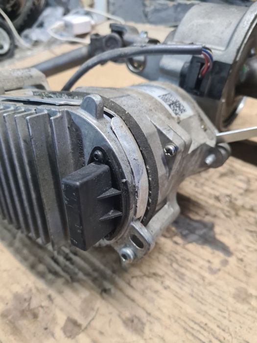 Електропідсилювач руля керма колонка ЄГУР Opel Meriva A 26087677