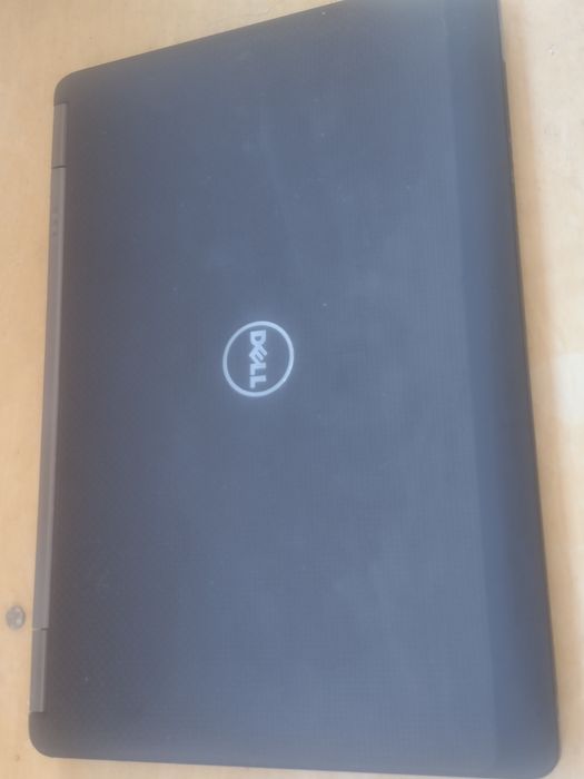 Dell e7250 Carbon i5/8 не запускається
