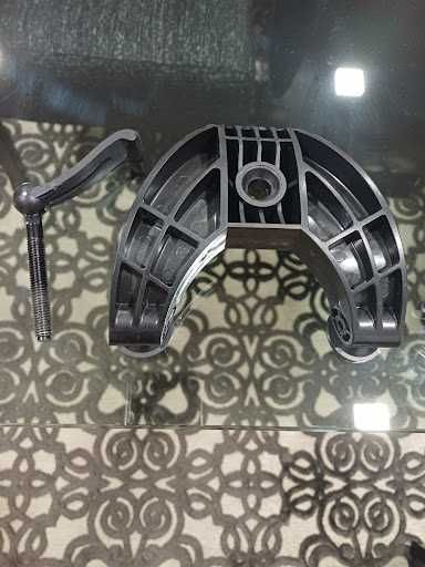 Volante T128 (PS4/PS5/PC) C/ Pedais  - Muito Pouco Uso