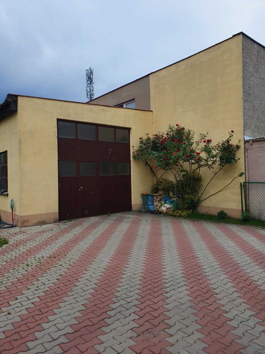 Zadbany dom Twardogóra Moszyce, 6 pokoi, 2 garaże