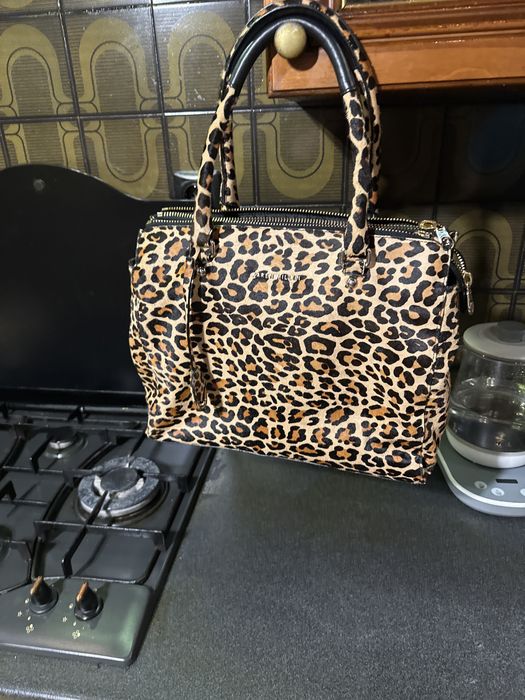 Кожанная сумка Каren Millen,Италия,в гикарном леопардовом принте