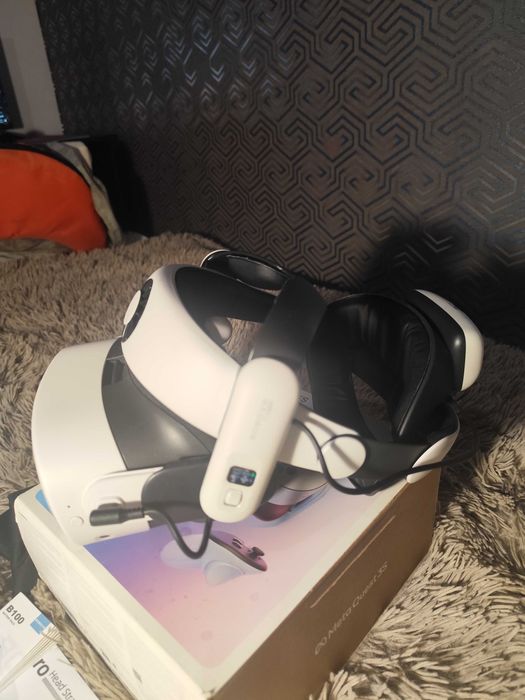 Meta Quest 3S 128GB + BOBOVR S3 PRO з батареєю, Майже нова
