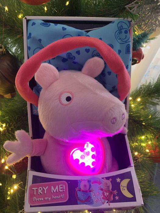 інтерактивна свинка Пеппа світло мелодія peppa sleepover