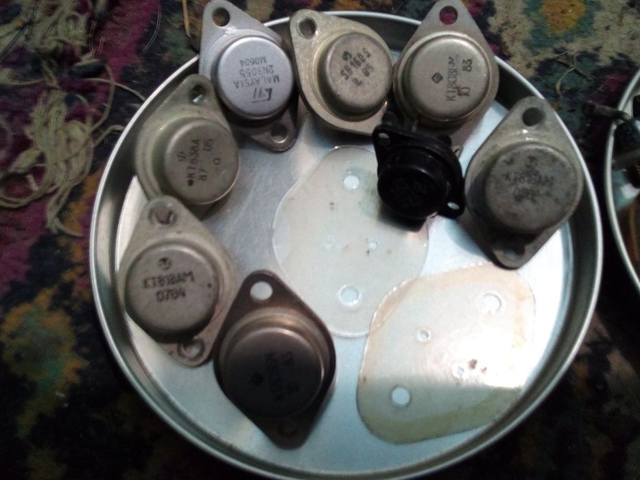 Електронні компоненти БВ