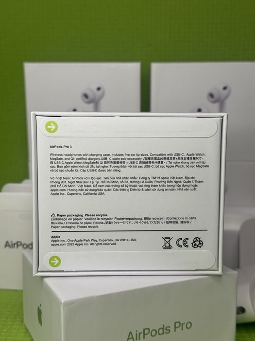 Нові навушники Apple AirPods Pro 3