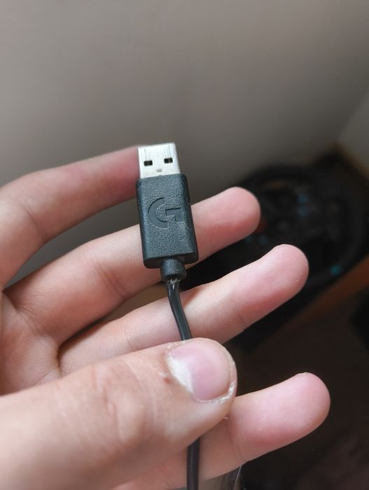 Logitech G502 Hero na caixa