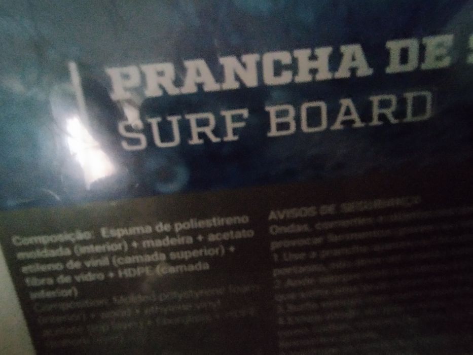 Prancha de surf Berg Nova
Medidas 183x52x7,5cm
Vol. 44,6Lt
Peso 4,5 Kgs
