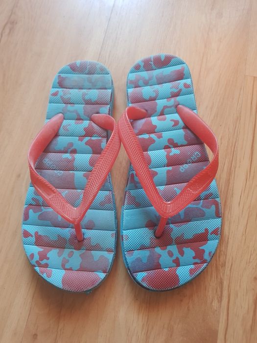 Nowe japonki męskie marki Cropp rozmiar 44