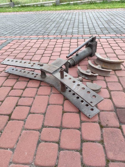 Giętarka do rur hydrauliczna