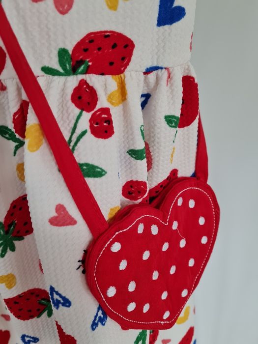 Sukienka matalan 110-116