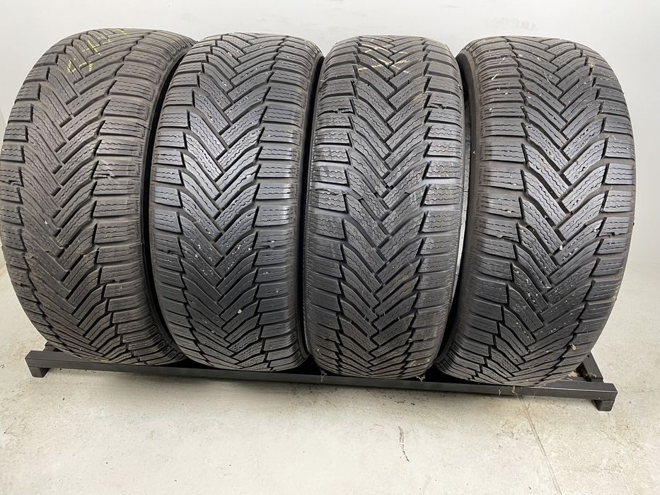 225/50R17 98H Michelin Alpin 6