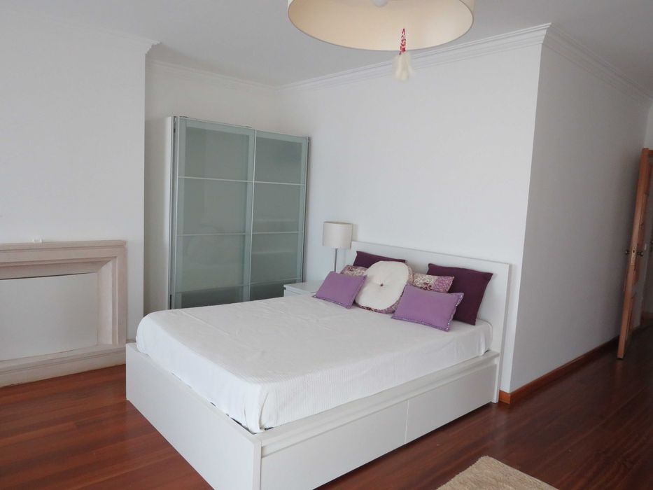 Quarto individual a estudante perto do Hospital Universitário, Coimbra