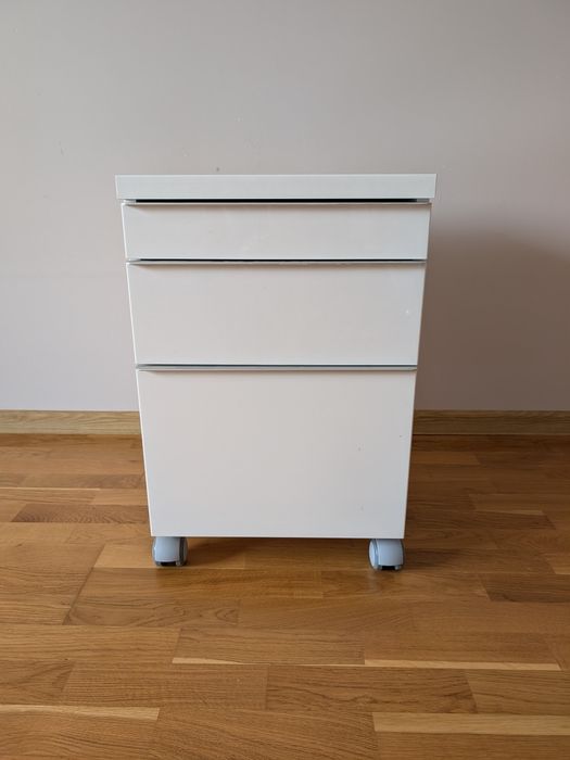 Комод на коліщатках IKEA