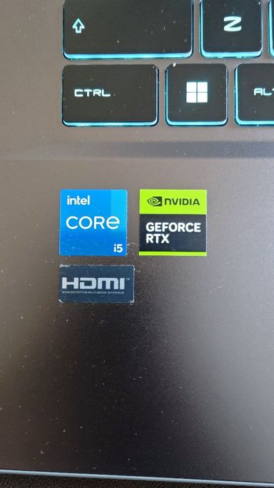 MSI Thin 15 B12UC – RTX 3050 | Intel i5 | 16GB RAM | SSD 512GB