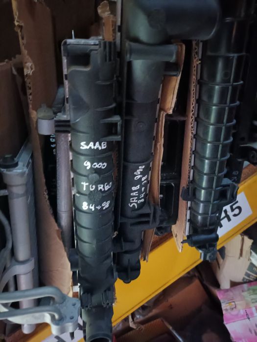 Radiadores de refrigeração e de ar condicionado.