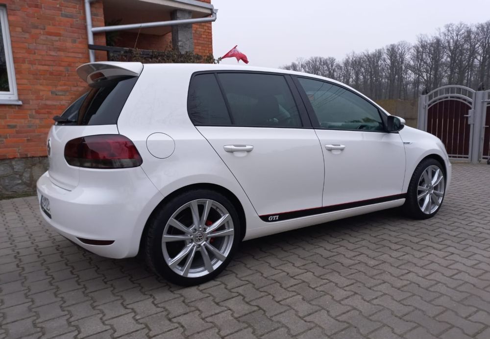 Volkswagen Golf VI 6 GTI 1.4 TSI 122 KM 2009 rok