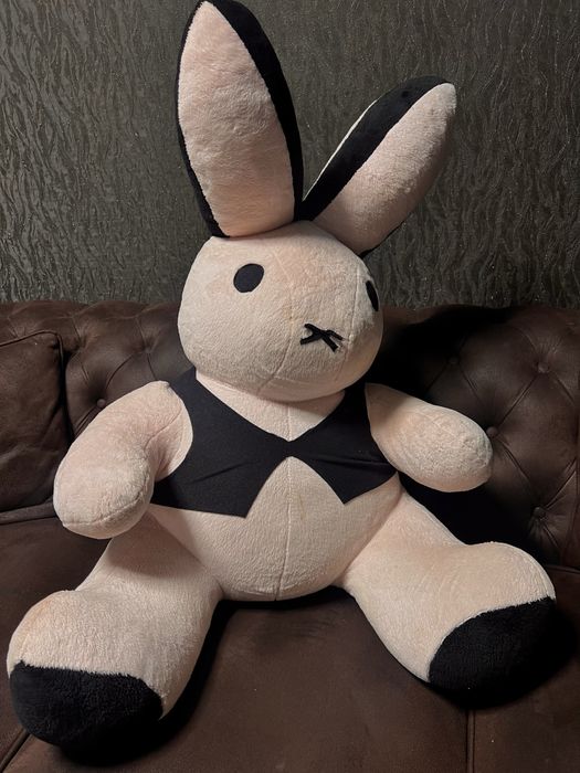 Большая магкая игрушка кролик PlayBoy оригинал