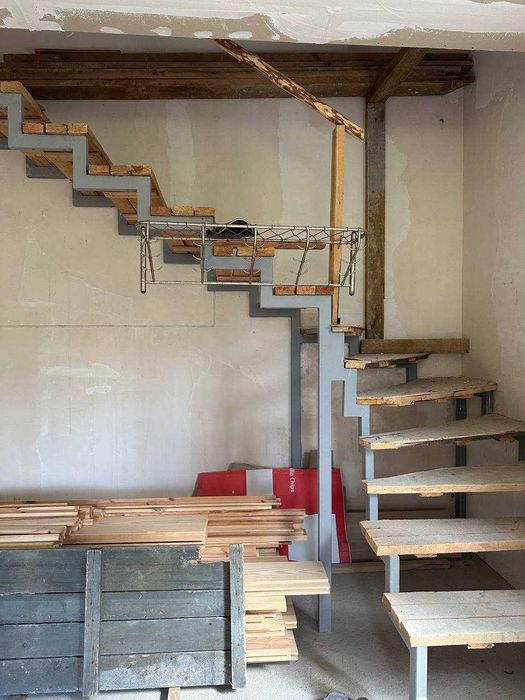 Продаж двоповерхового будинку у селі Крехаїв, Чернігівська область