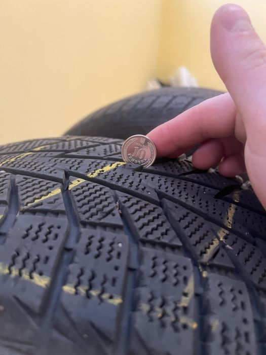 Продам Шини Hankook 205/55/r16