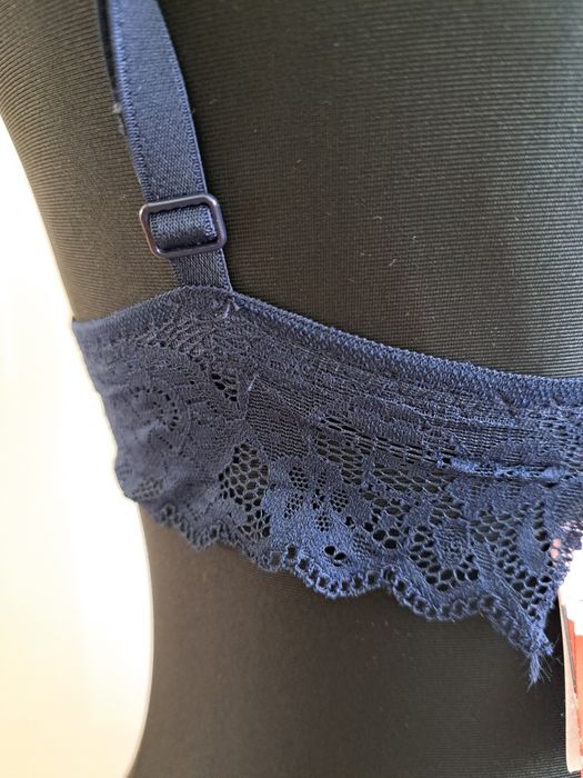 Tezenis nowy granatowy biustonosz koronka  75B