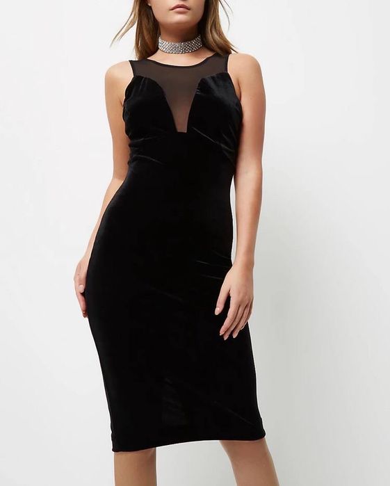 Жіноча сукня чорна