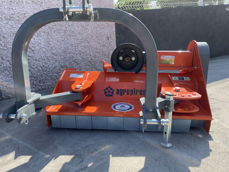 Triturador de martelos 0,95m com deslocador manual