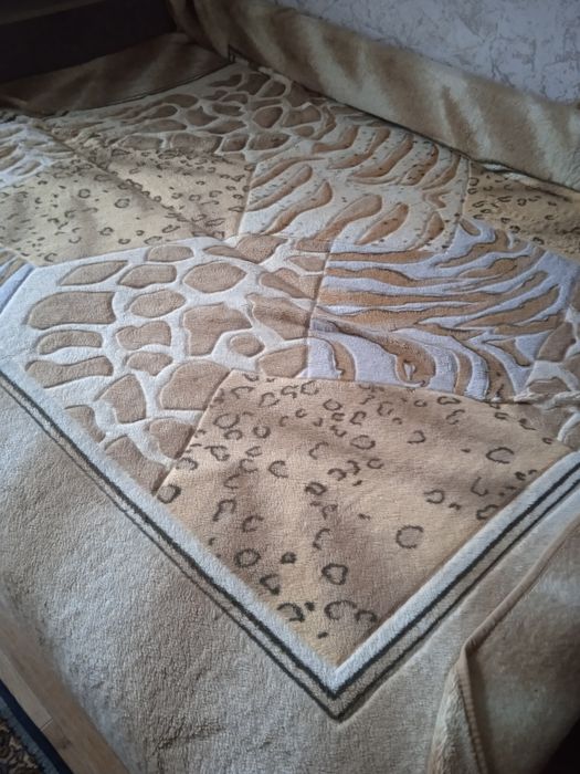 Продам плед теплый