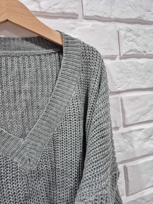 Sweter oversize casual basic luźny splot dekolt V rozm XXL (44)