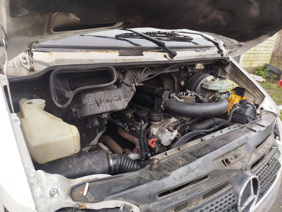 Продам евакуатор спрінтер спарка