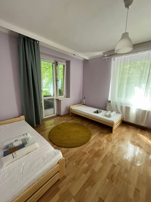 Duży pokój blisko centrum, Koszutka 3 pokoje, parking i ogródek