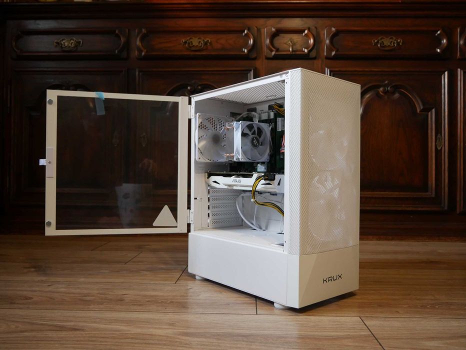 Komputer Gamingowy "Snow Pearl" (32GB ram, SSD NVME,)