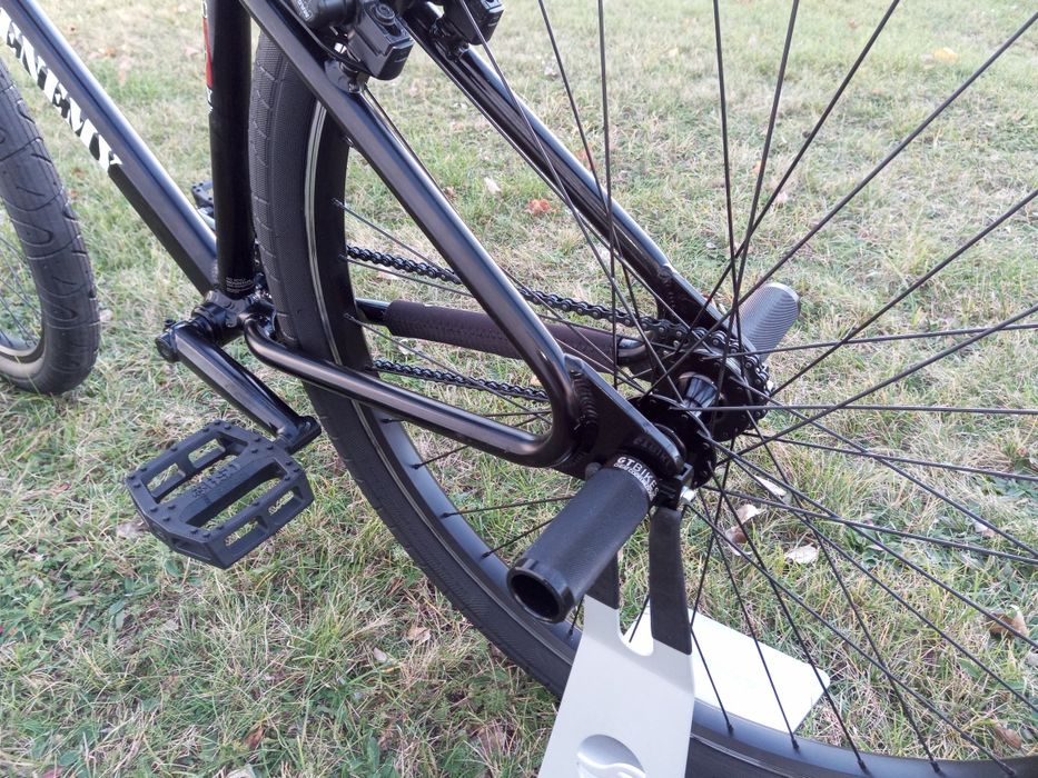 Se Bikes x Public Enemy 29