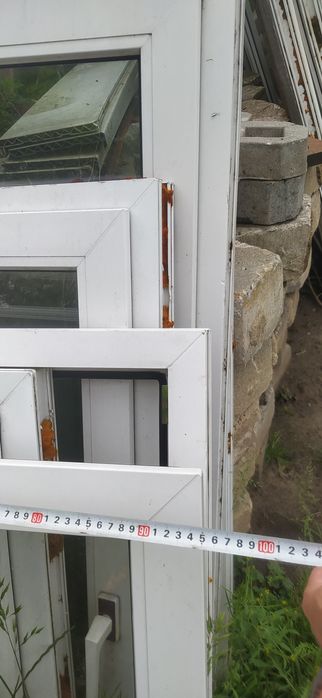 Okno okna całe rama nie przeciete