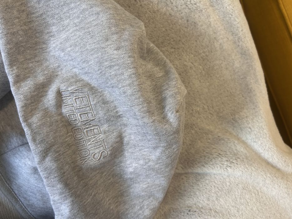 Szara bluza Vetements S