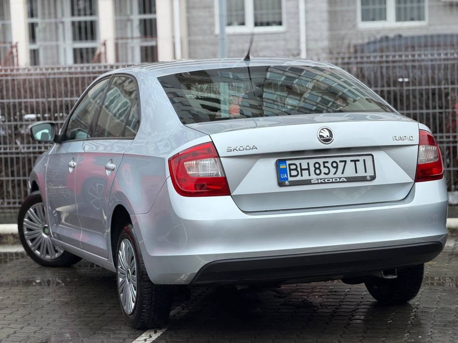 Продам Skoda Rapid 2013
