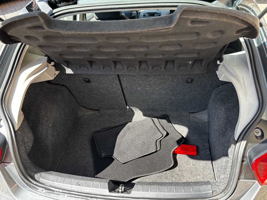 SEAT Ibiza — fotografia 4