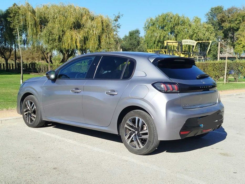 Automóvel - Peugeot 208