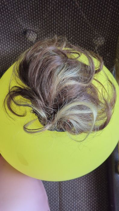 Przypinka do włosów