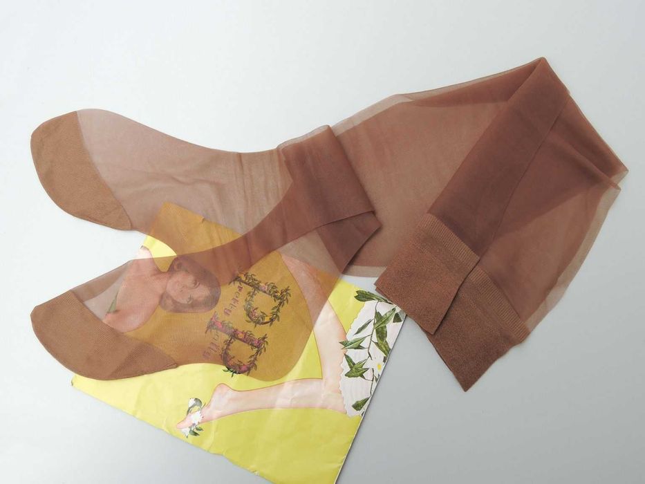 Cienkie nylonowe pończochy "Pretty Polly"